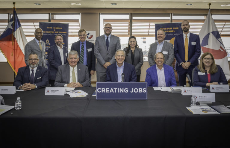 Governor Abbott Visits Port Houston 10.4.22